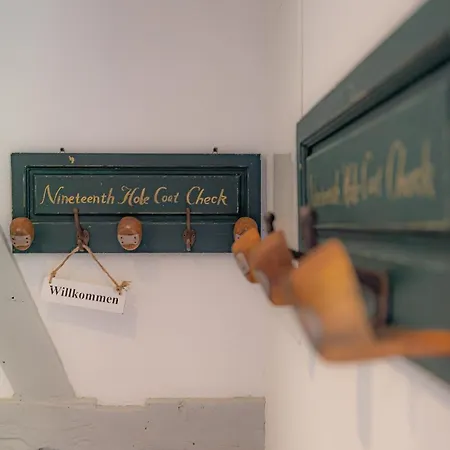 Apartment Weisse Reetdachkate 2