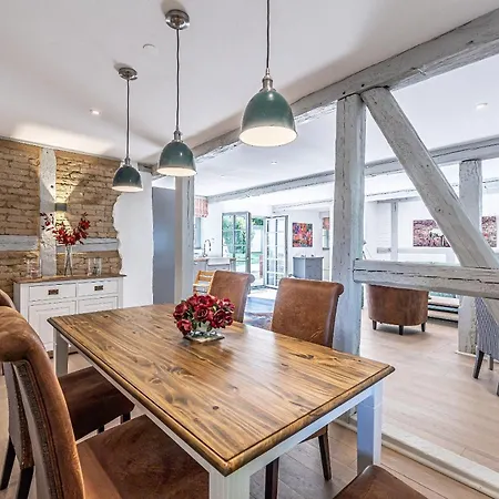 Apartment Weisse Reetdachkate 2